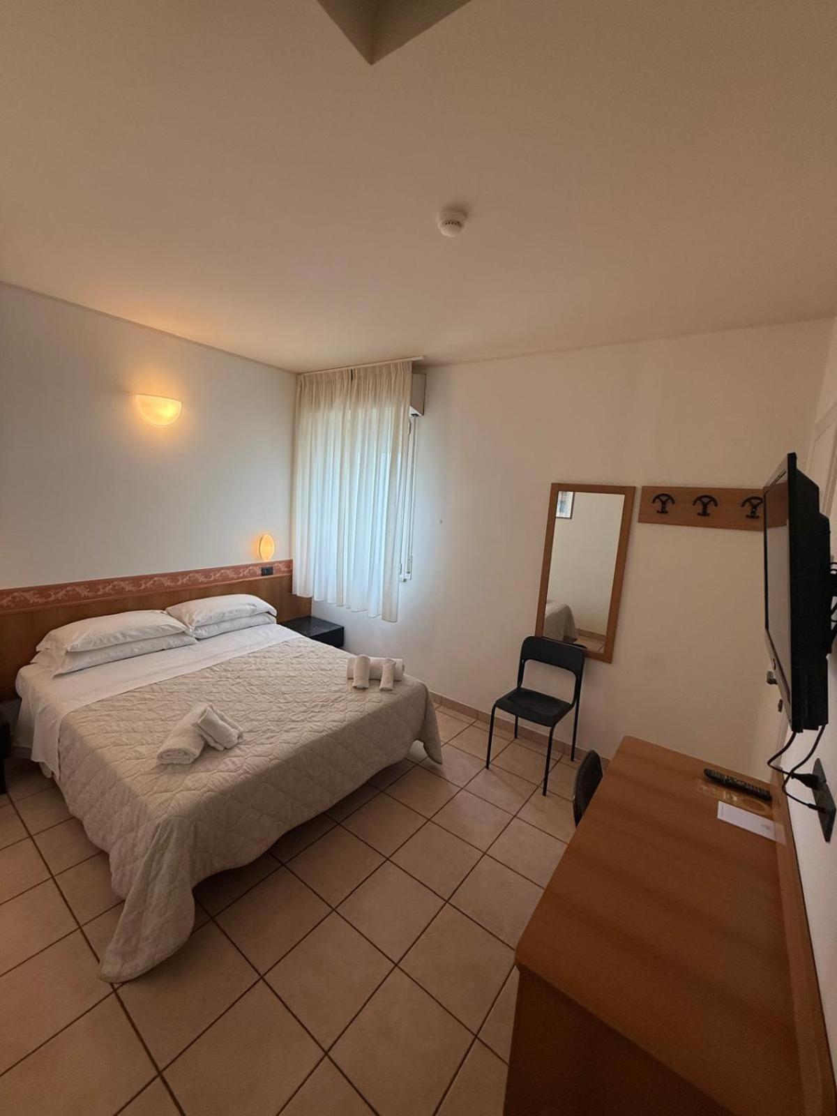 Hotel Berenice Ρίμινι Εξωτερικό φωτογραφία